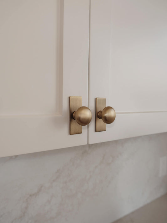 Lennox Knob with backplate