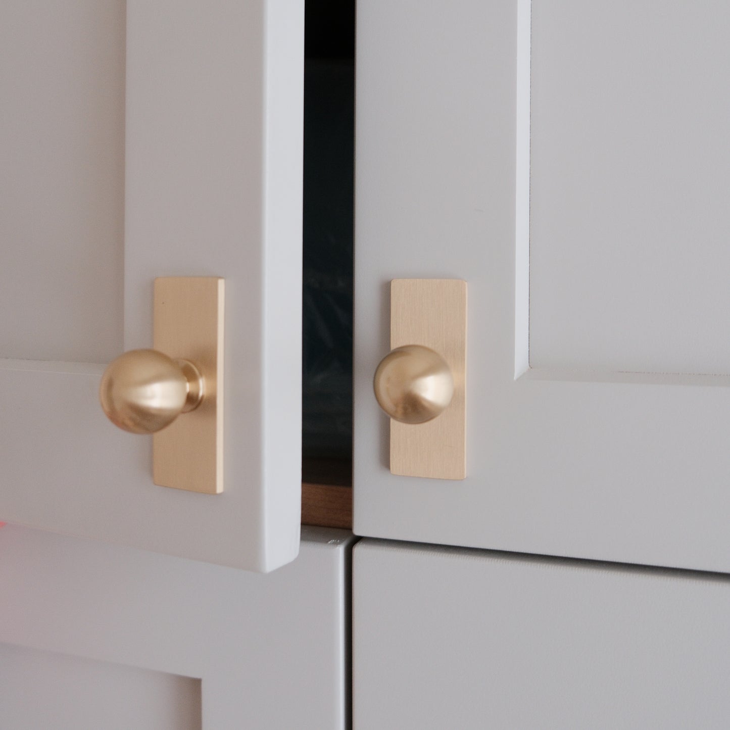 Classic Ball Knob