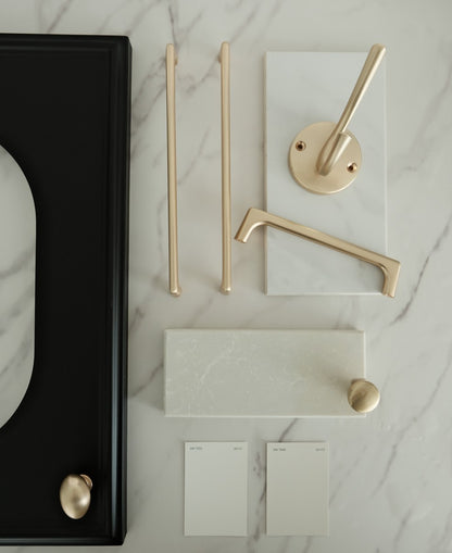 Brass Moda Pull