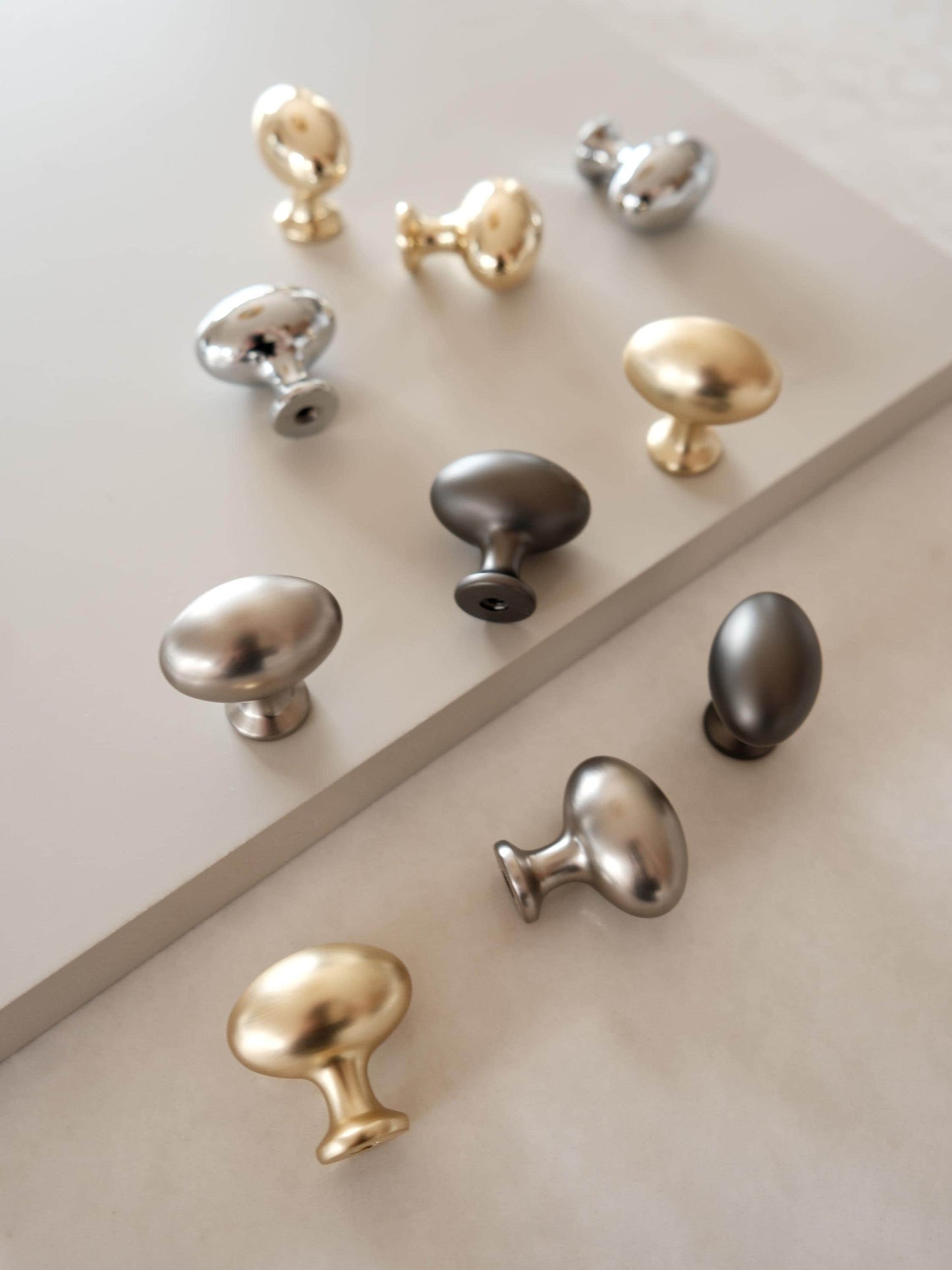 Oval Knob
