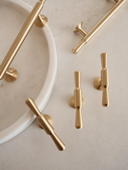 Louise T- Bar Knob