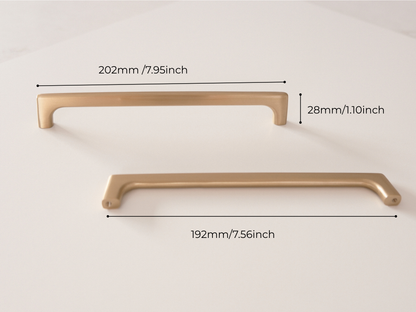 Brass Moda Pull