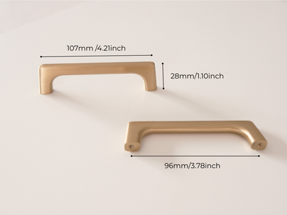 Brass Moda Pull