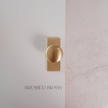 Lennox Knob with backplate