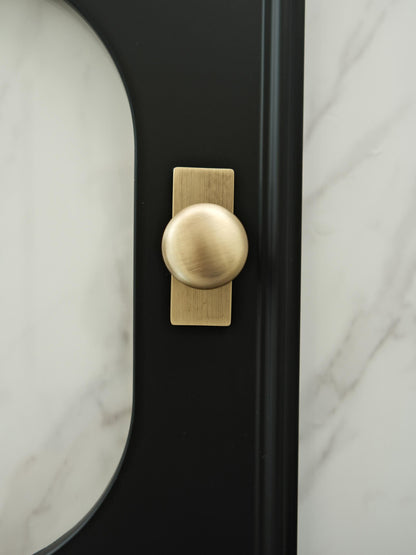 Lennox Knob with backplate